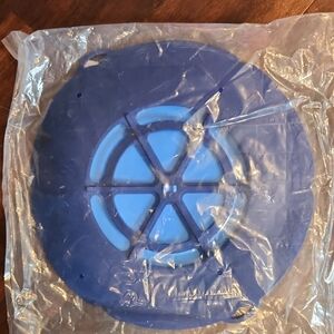 Blue Silicone Spill Stopper, Cover